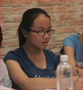 Dù đã làm quen với công việc kinh doanh 2 năm nay, Quỳnh vẫn giữ nhiều nét hồn nhiên của tuổi 15